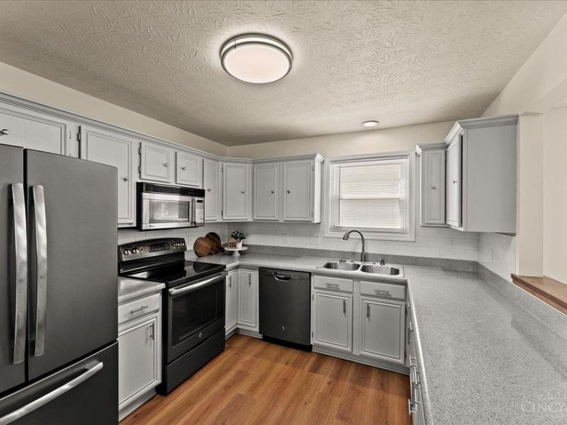 6344 Lakota Meadows Drive, Liberty Township, OH 45044 Photo 9