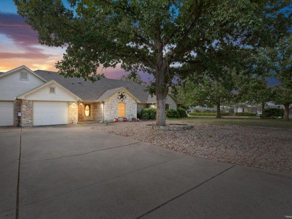1006 W North Ave, Lampasas, TX 76550