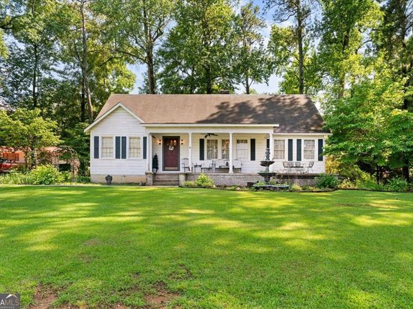 606 Woodland Drive, Dalton, GA 30721
