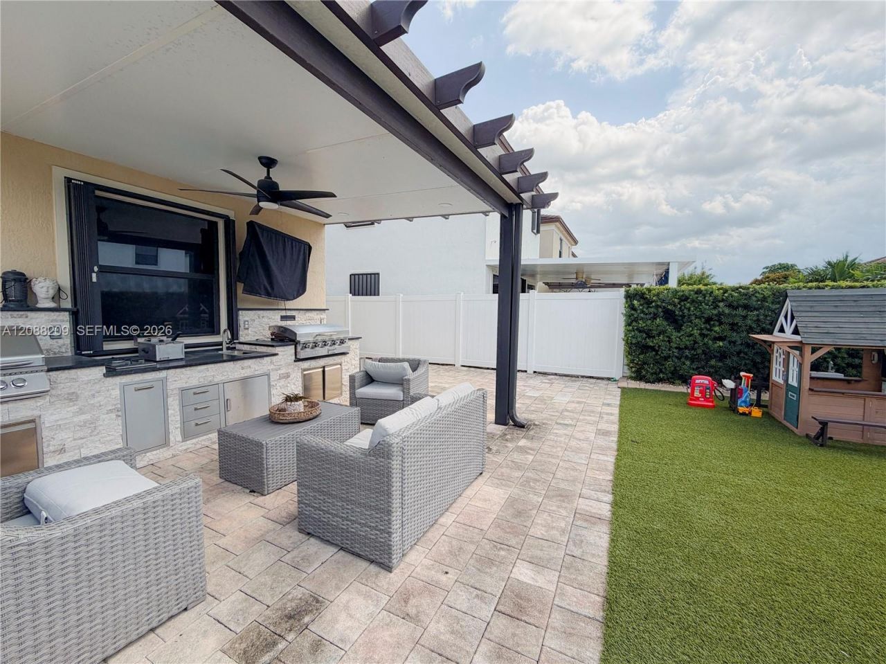 11014 W 35th Ln, Hialeah, FL 33018 Photo