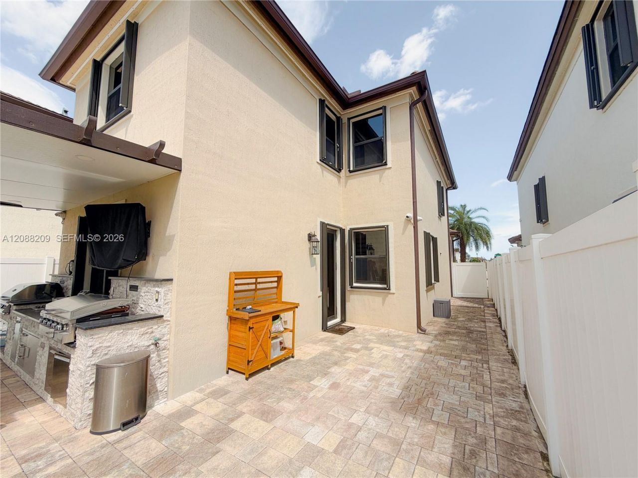 11014 W 35th Ln, Hialeah, FL 33018 Photo