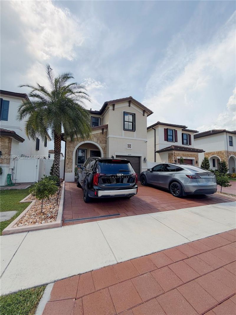 11014 W 35th Ln, Hialeah, FL 33018 Photo