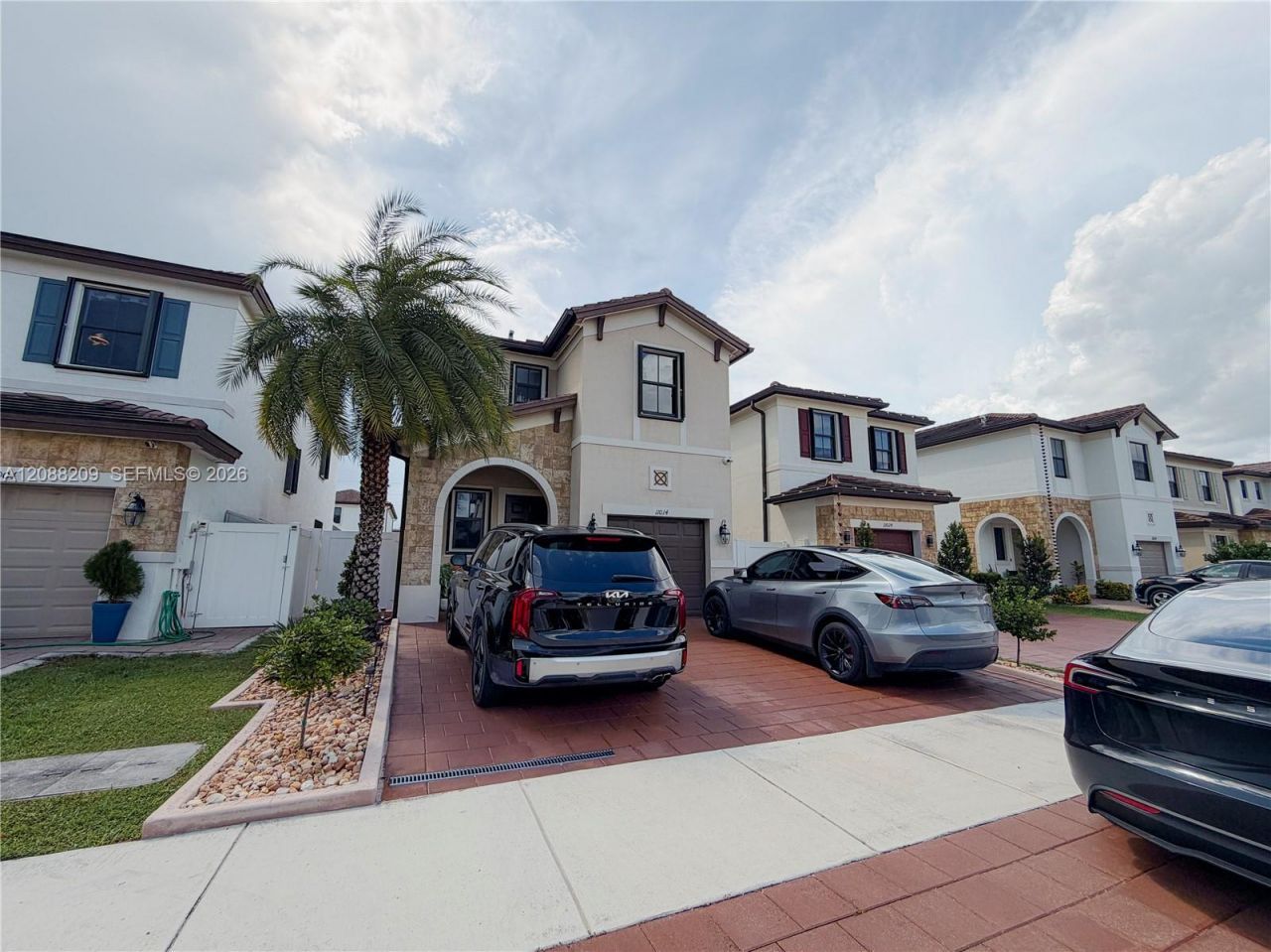 11014 W 35th Ln, Hialeah, FL 33018 Photo