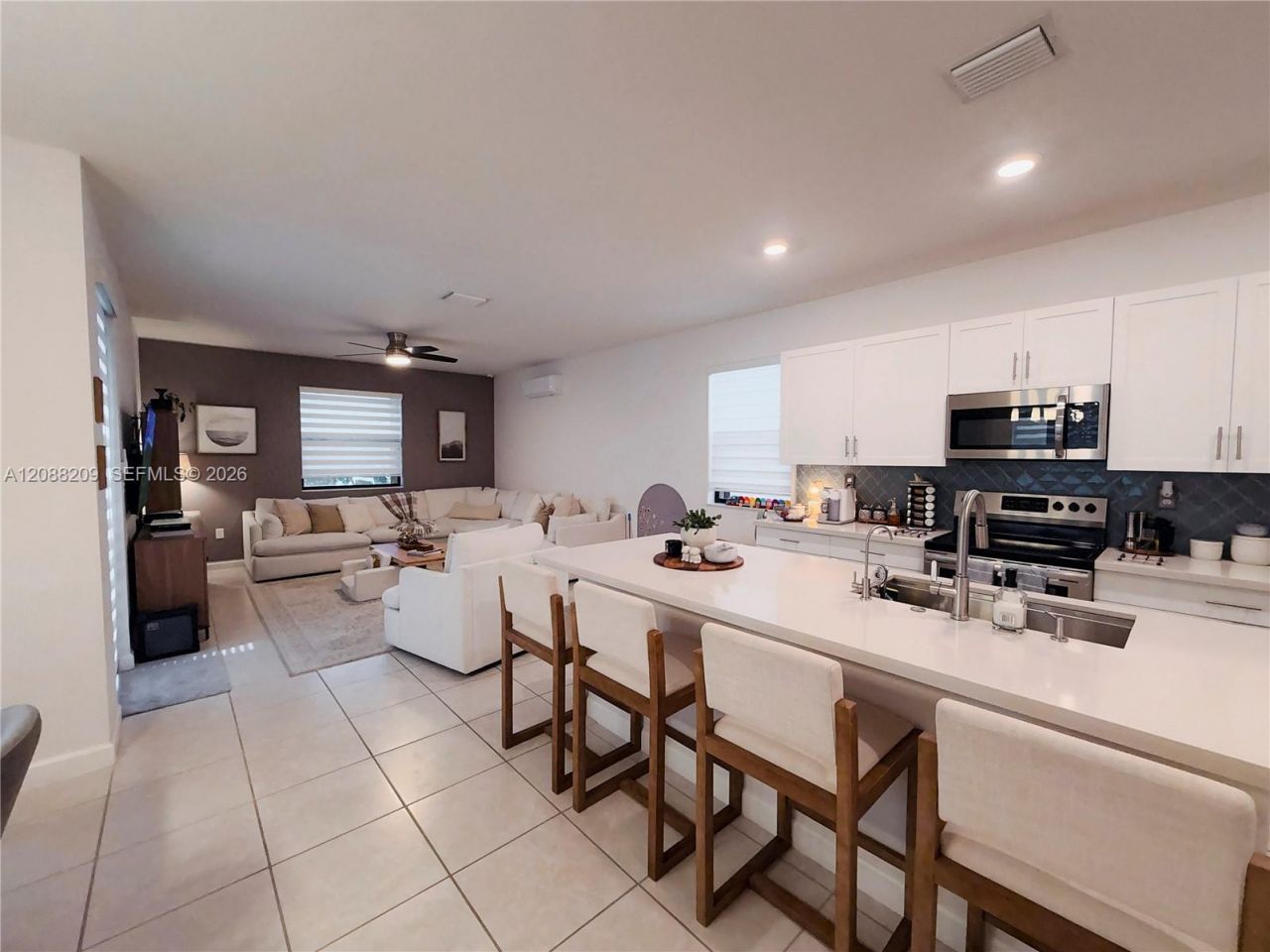 11014 W 35th Ln, Hialeah, FL 33018 Photo