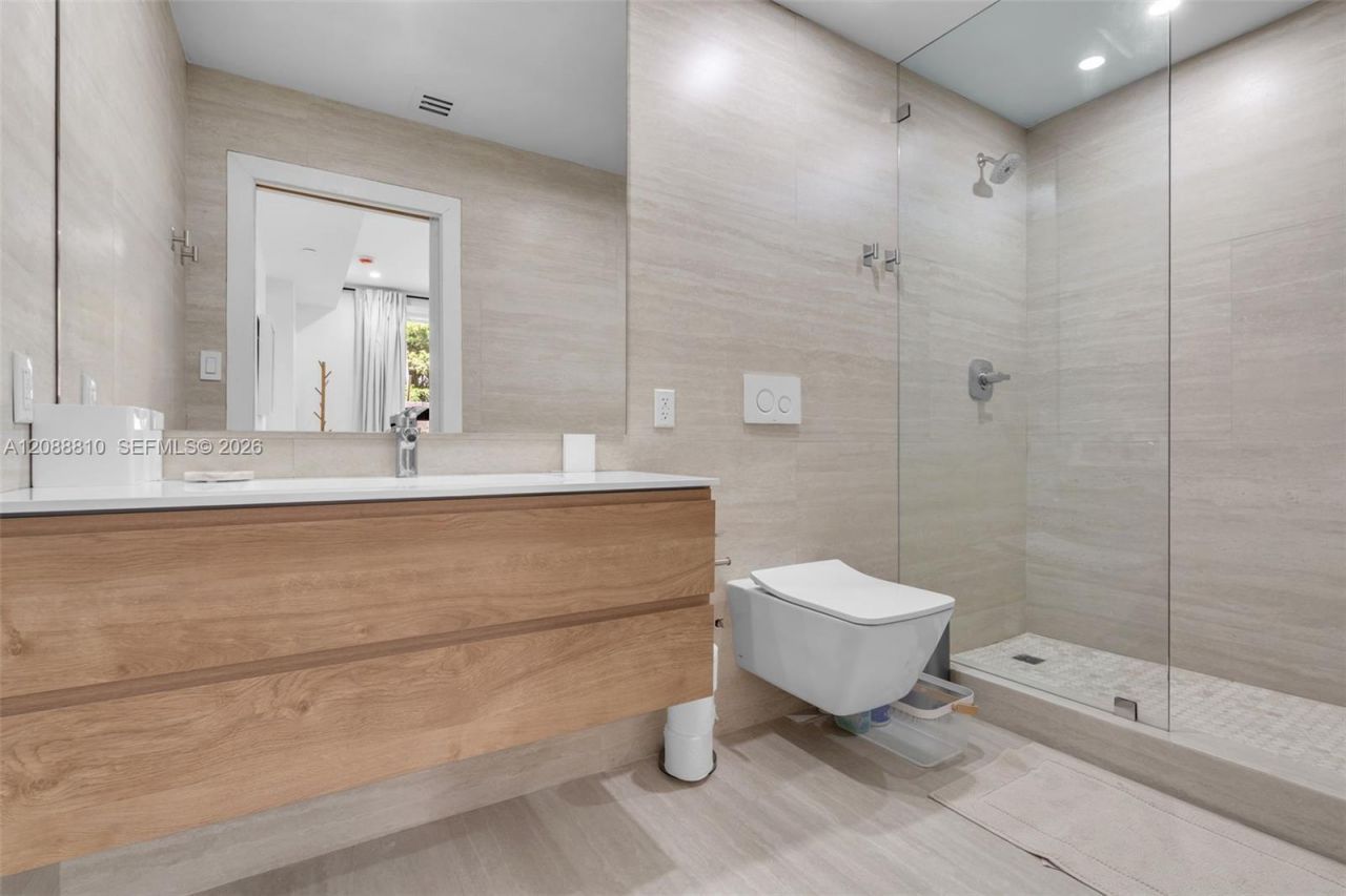 151 Crandon Blvd, Unit 138, Key Biscayne, FL 33149 Photo