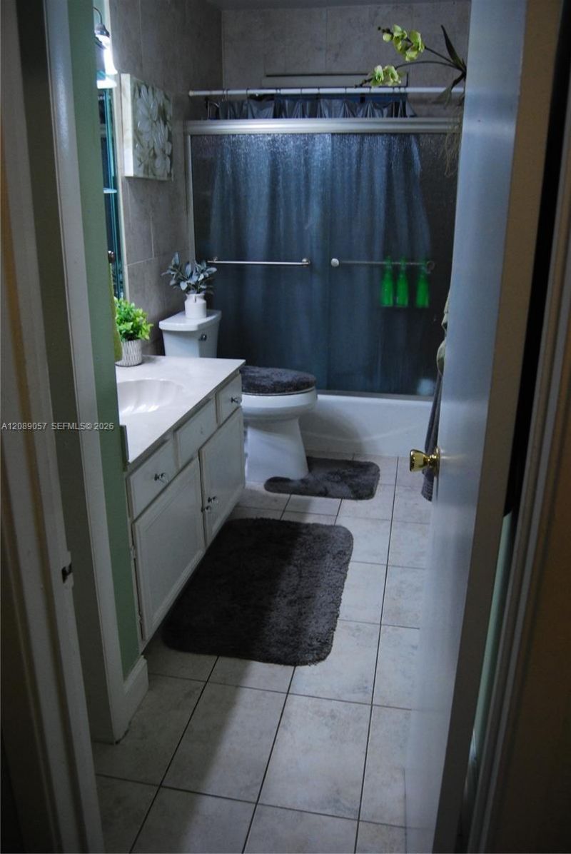 10815 SW 165th Ter, Miami, FL 33157 Photo