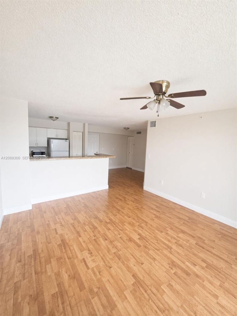 4460 NW 107th Ave, Unit 204-8, Doral, FL 33178 Photo
