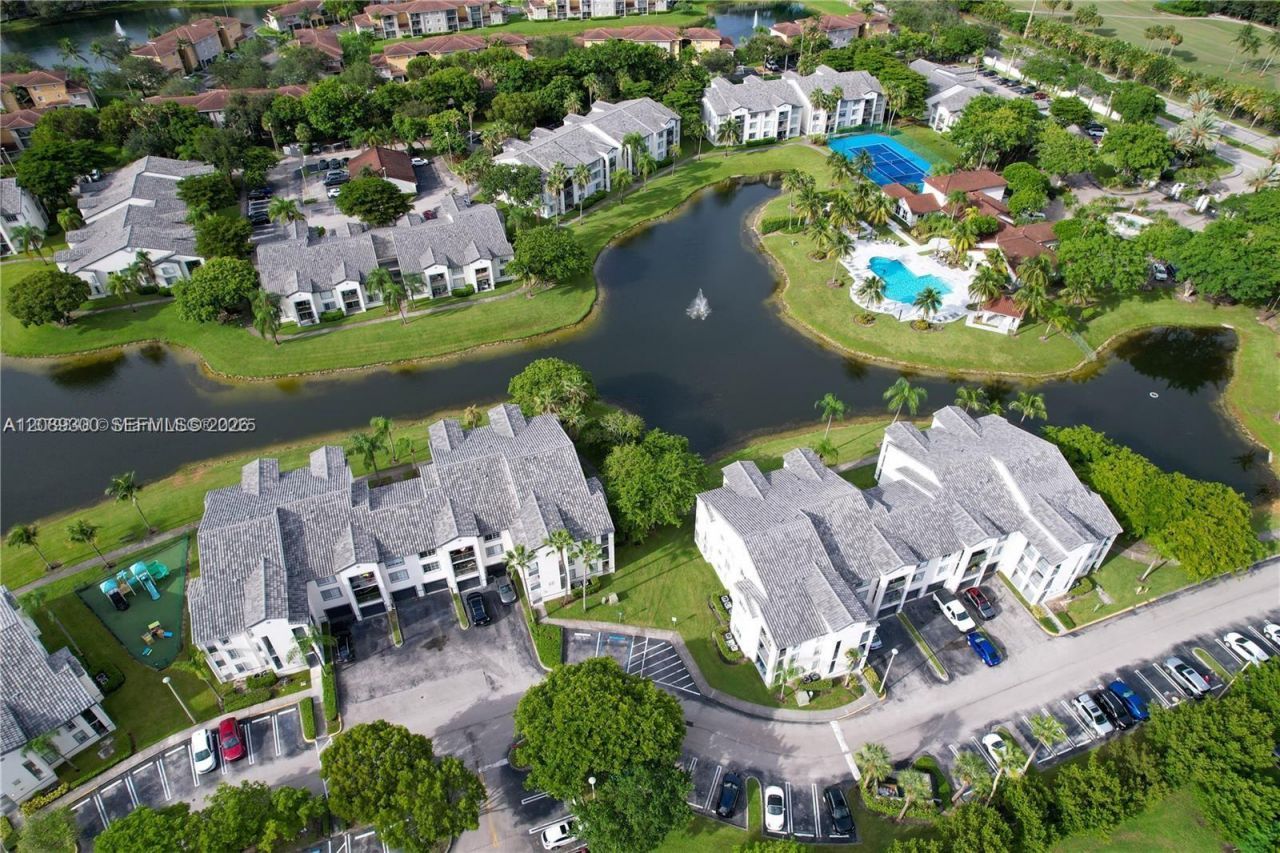 4460 NW 107th Ave, Unit 204-8, Doral, FL 33178 Photo