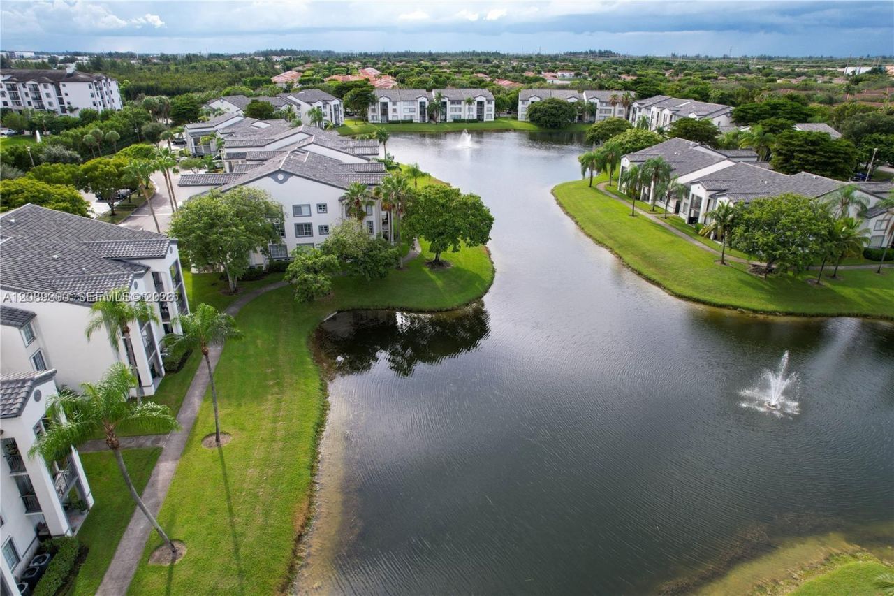 4460 NW 107th Ave, Unit 204-8, Doral, FL 33178 Photo