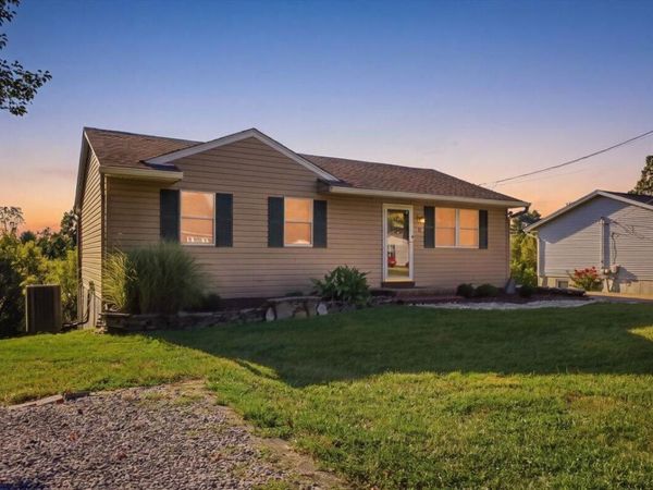 8 Lakeview Drive, Williamstown, KY 41097