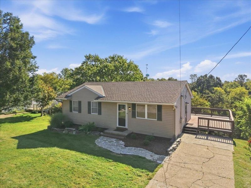 8 Lakeview Drive, Williamstown, KY 41097 Photo 2