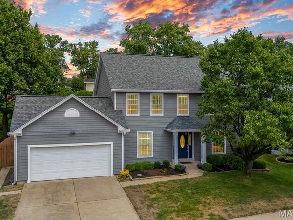 12137 Fahrpark Lane, St Louis, MO 63146