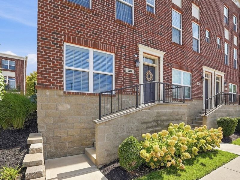 30 N Center Street, Springfield, OH 45502 Photo 1