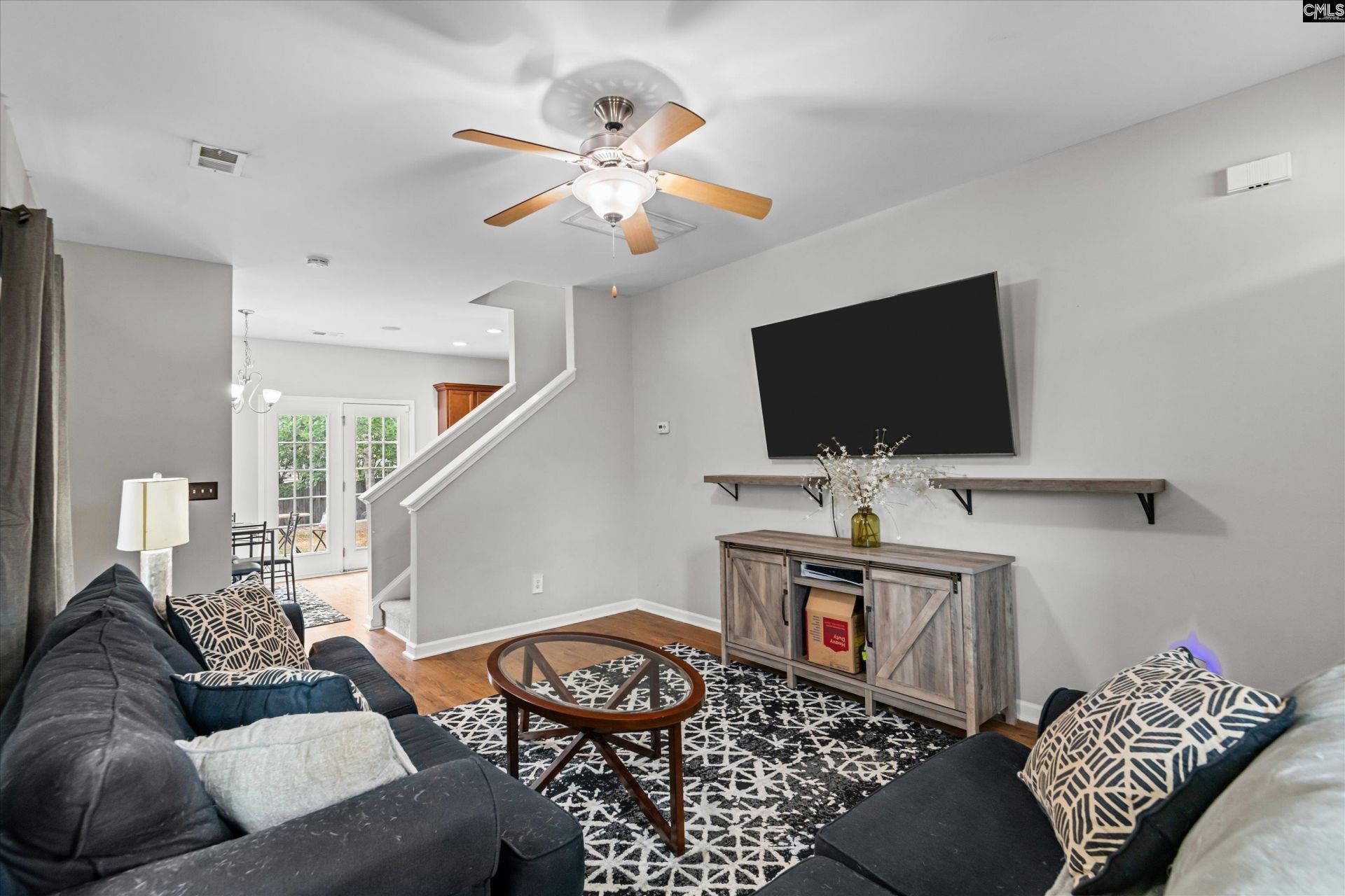 513 Finnegan Lane  Photo 7