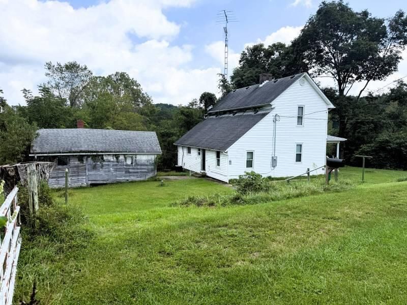 11555 State Route 93 N, Logan, OH 43138 Photo 2