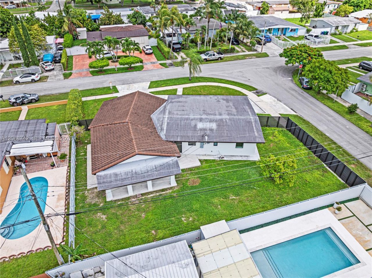 11300 SW 43rd St, Miami, FL 33165 Photo