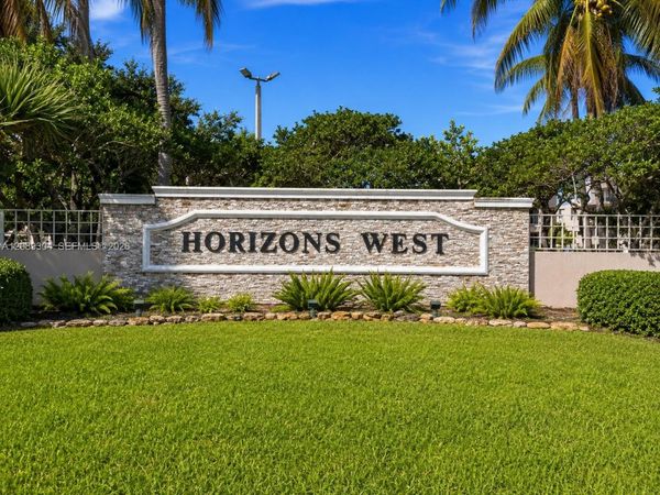 8760 SW 133rd Ave Rd, Unit 103, Miami, FL 33183