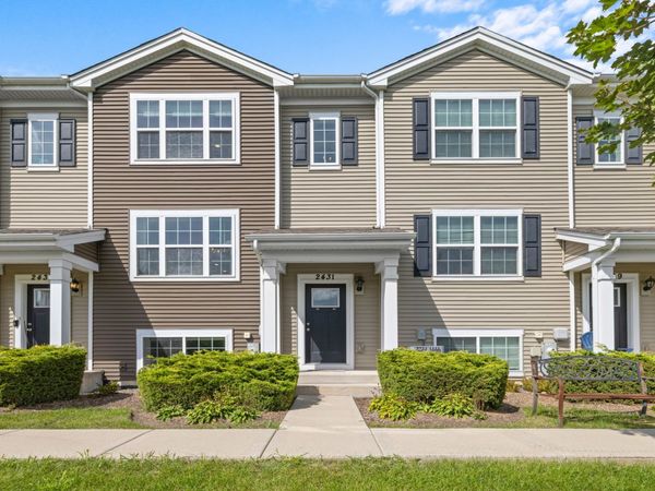 2431 Upland Road, Pingree Grove, IL 60140