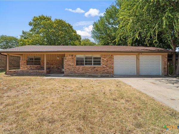 206 Cottonwood Drive, Copperas Cove, TX 76522