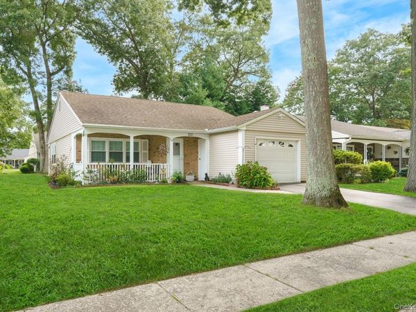 330 Brownfield Drive, Ridge, NY 11961