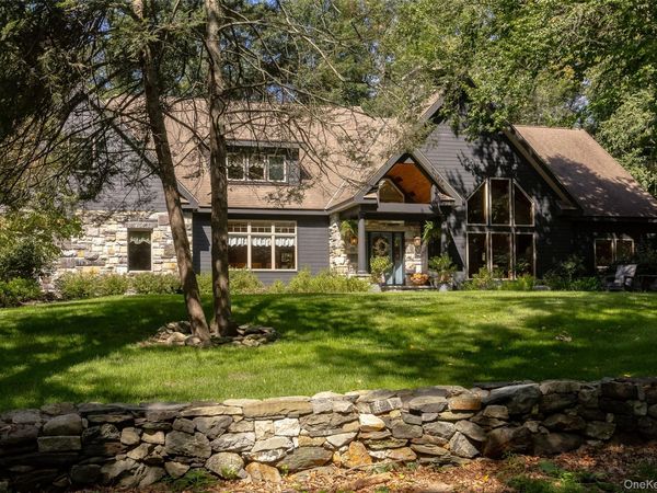 13 Apple Summit Lane, Lagrangeville, NY 12540