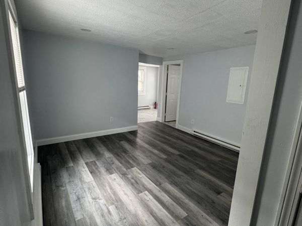 66 Pecker St, Unit 2R, Haverhill, MA 01830