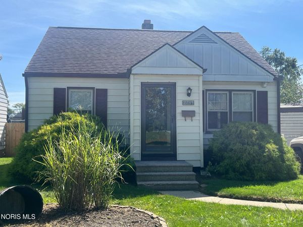 2735 Schneider Road , Toledo, OH 43614
