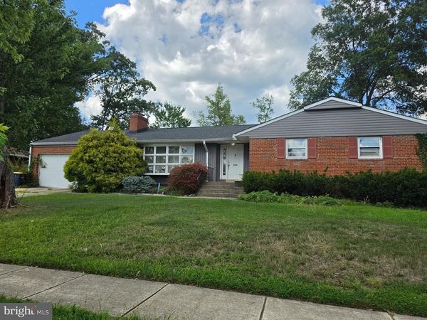 9618 WELLINGTON STREET , LANHAM, MD 20706