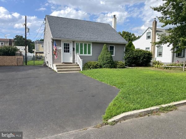 3519 CARNARVON AVENUE, BRISTOL, PA 19007