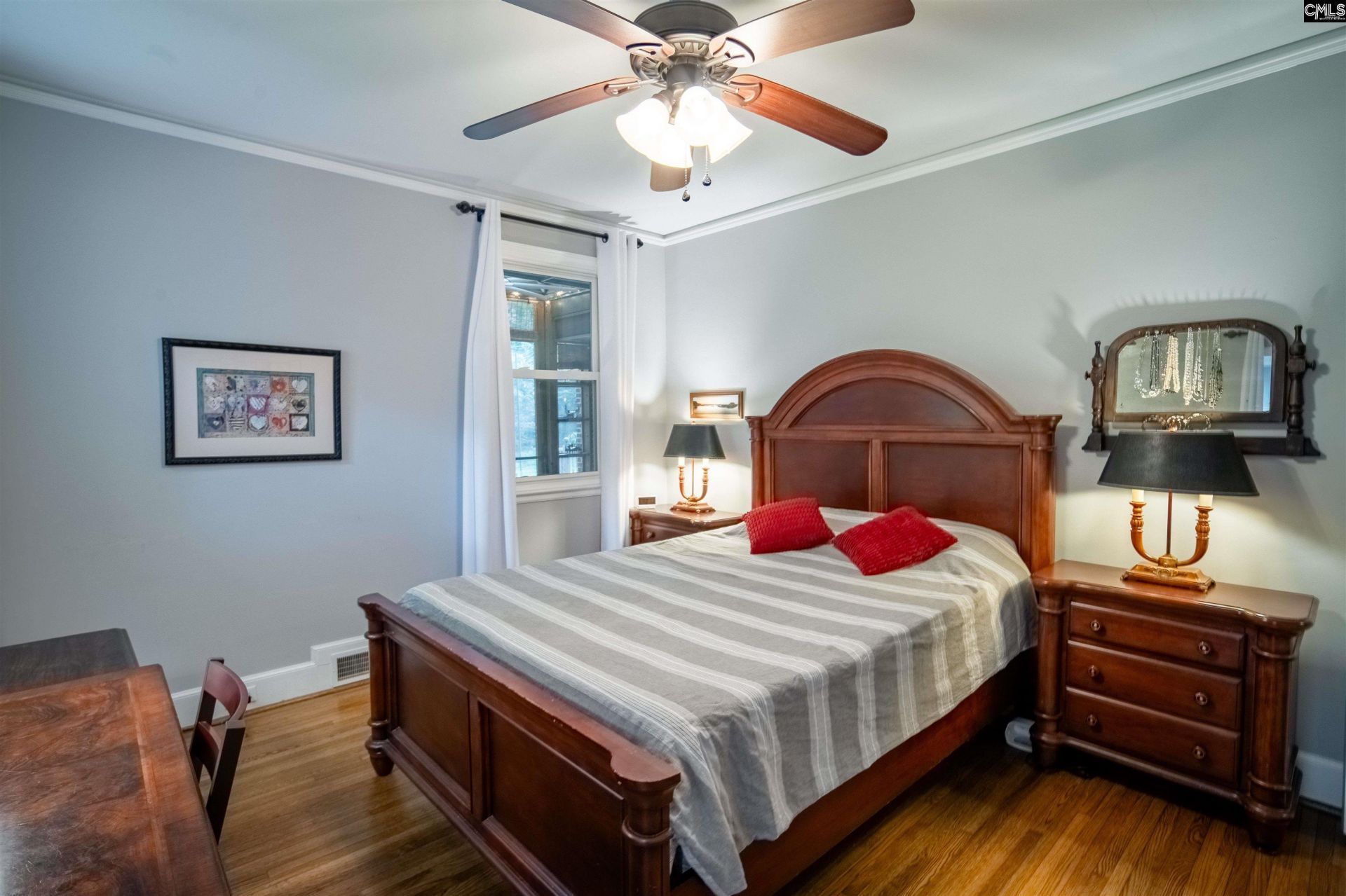 204 Summerlea Drive  Photo 16