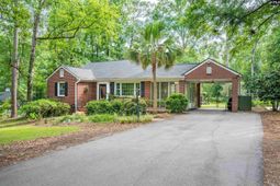 204 Summerlea Drive  photo 4