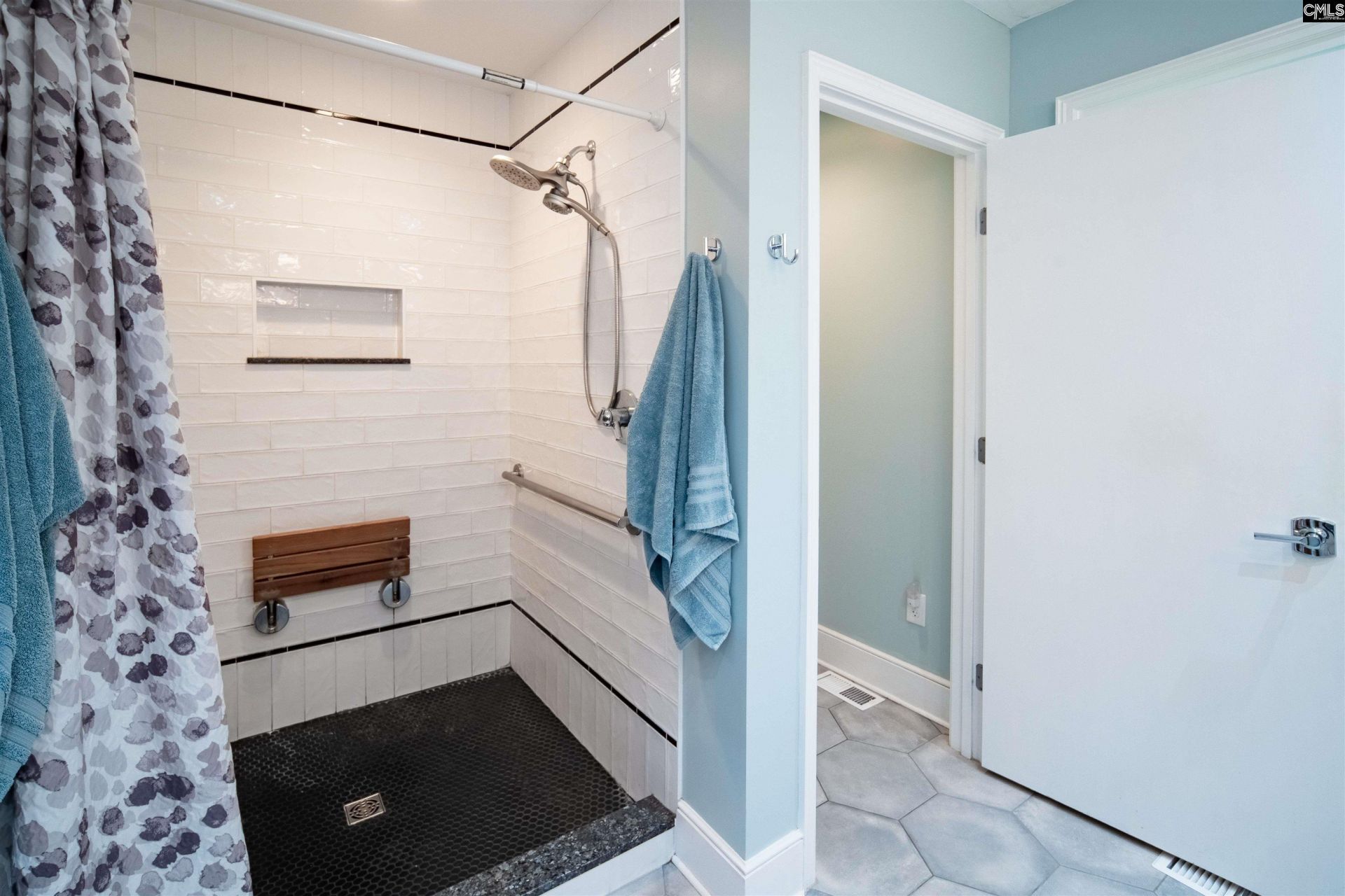 204 Summerlea Drive  Photo 23