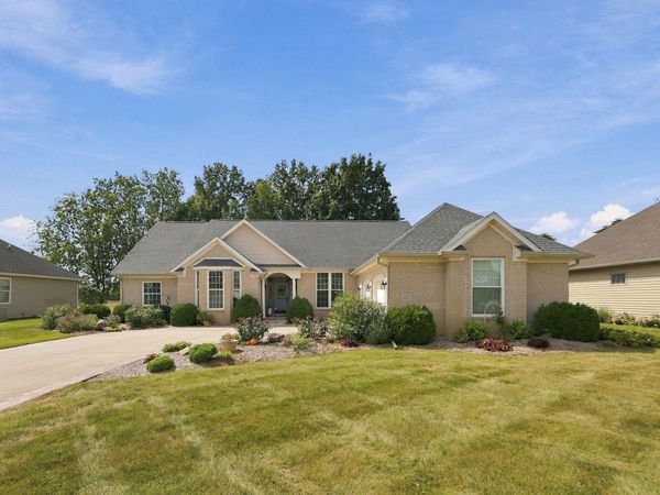 209 S Buckingham Road, Yorktown, IN 47396
