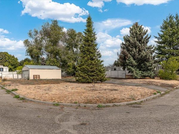 18305 E Liberty Ave, Spokane Valley, WA 99216