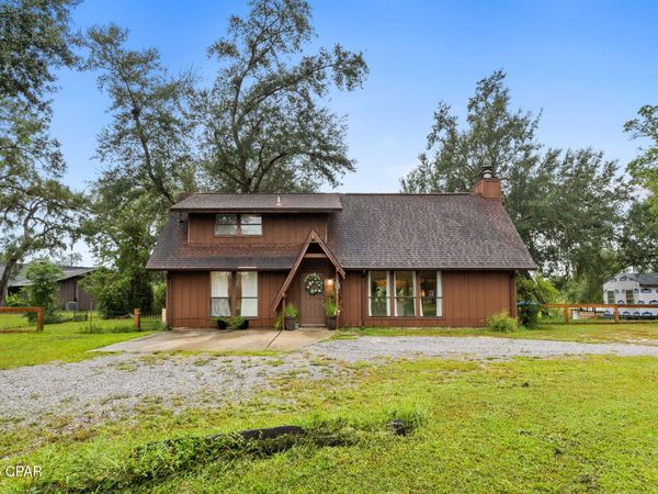 3931 Deerpoint Lake Drive , Southport, FL 32409