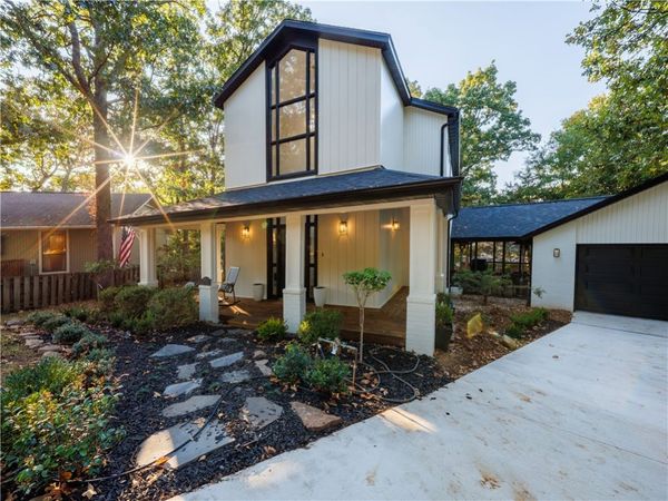 3215 Wroxton Court, Fayetteville, AR 72703