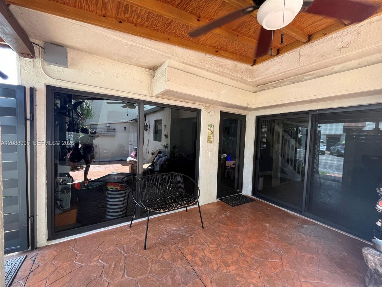 447 NW 98th Ct, Miami, FL 33172 Photo