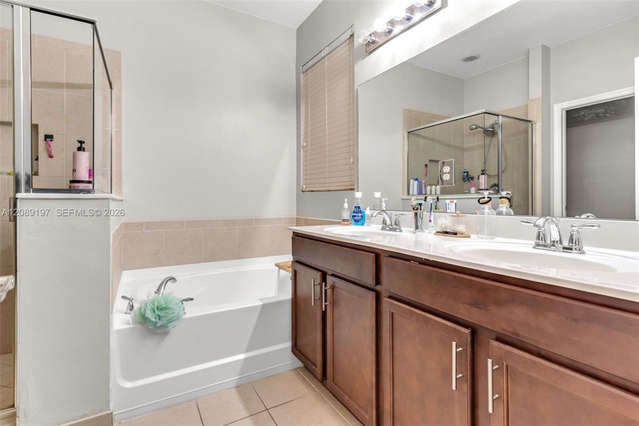 11833 SW 250th Ter, Homestead, FL 33032 Photo