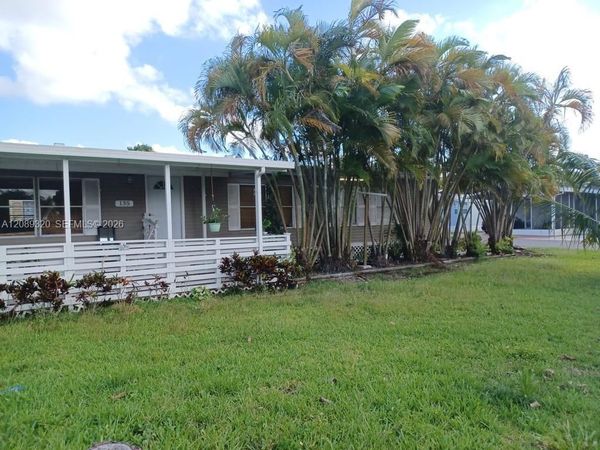 19800 SW 180th Ave, Unit 135, Miami, FL 33187