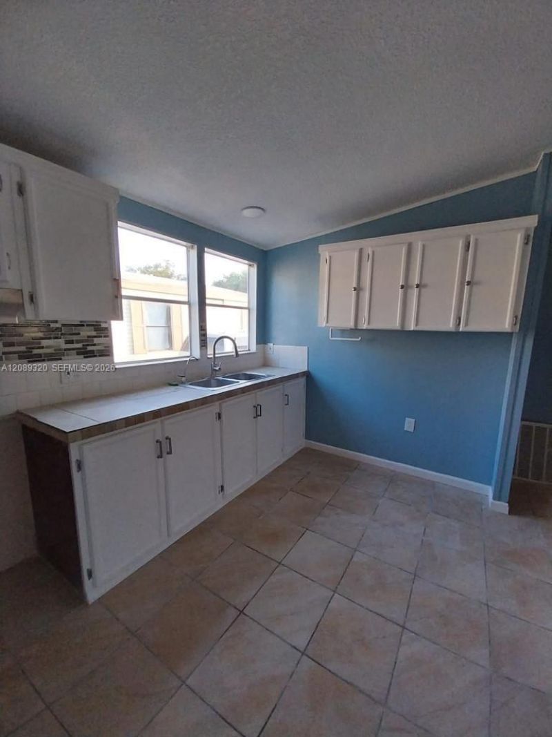 19800 SW 180th Ave, Unit 135, Miami, FL 33187 Photo