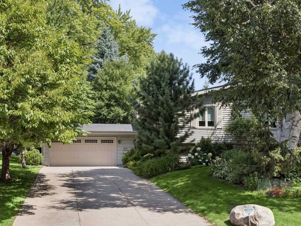 5616 Countryside Road, Edina, MN 55436