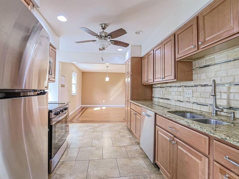10819 Lemarie Drive, Sharonville, OH 45241 Photo 12