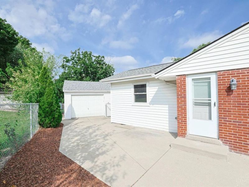 10819 Lemarie Drive, Sharonville, OH 45241 Photo 36