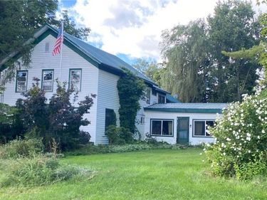 13 Naples Hill Road, Prattsburgh, NY 14873