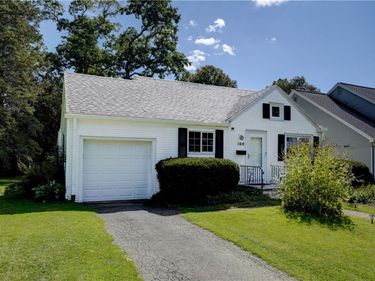 100 Meadowbrook Road , Rochester, NY 14620