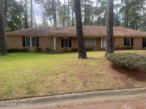 165 Bristol Boulevard, Jackson, MS 39204