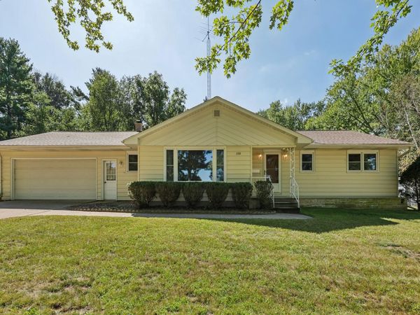 538 Mary Avenue, Reedsburg, WI 53959