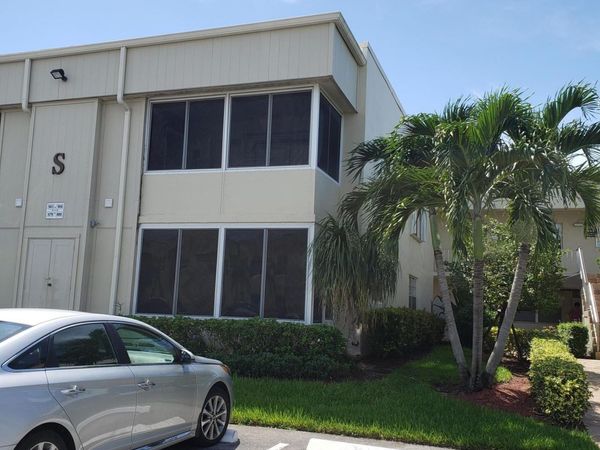 904 FLANDERS Drive S, Delray Beach, FL 33484