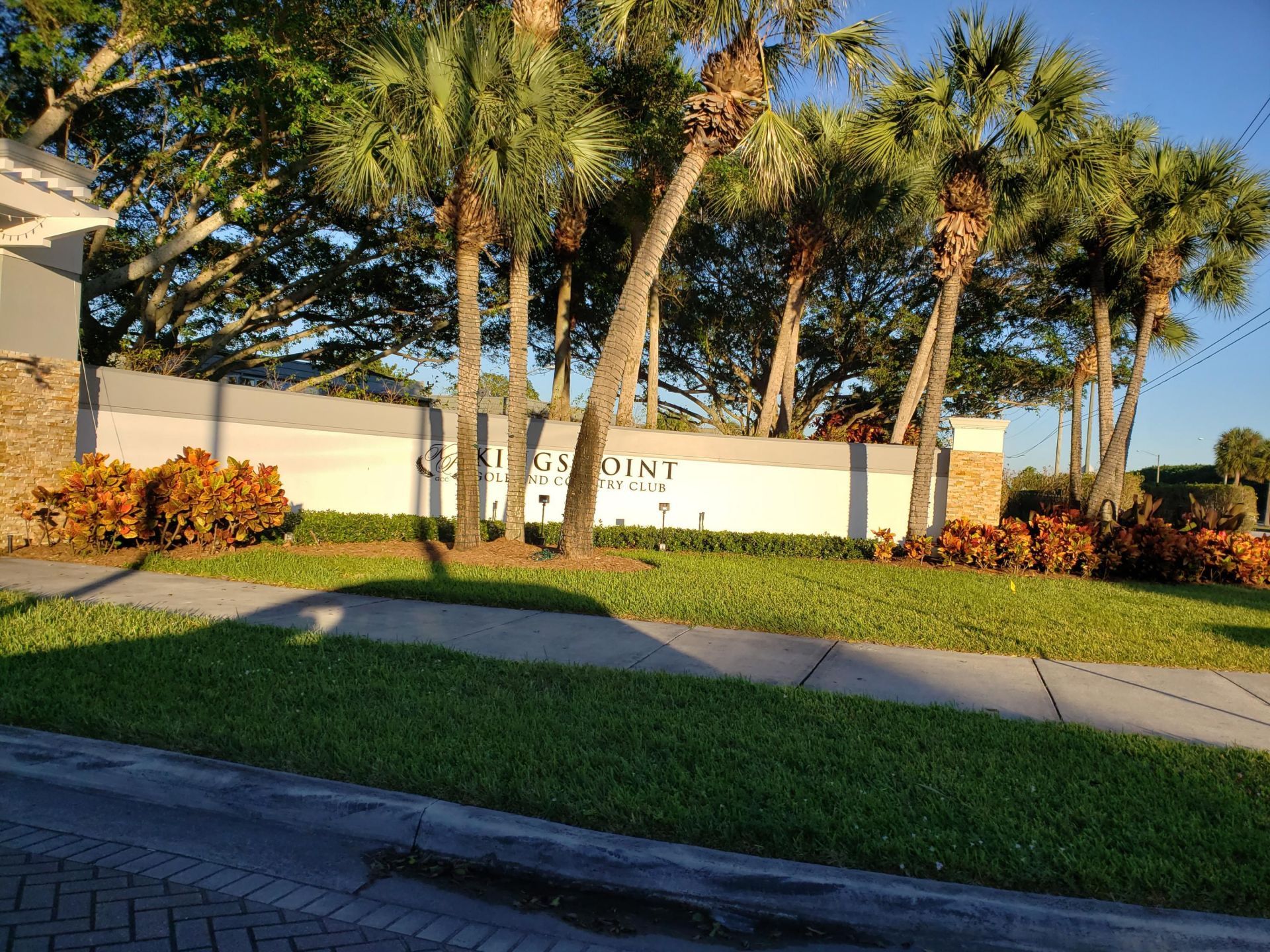 904 Flanders Drive S, Delray Beach, FL 33484 Photo