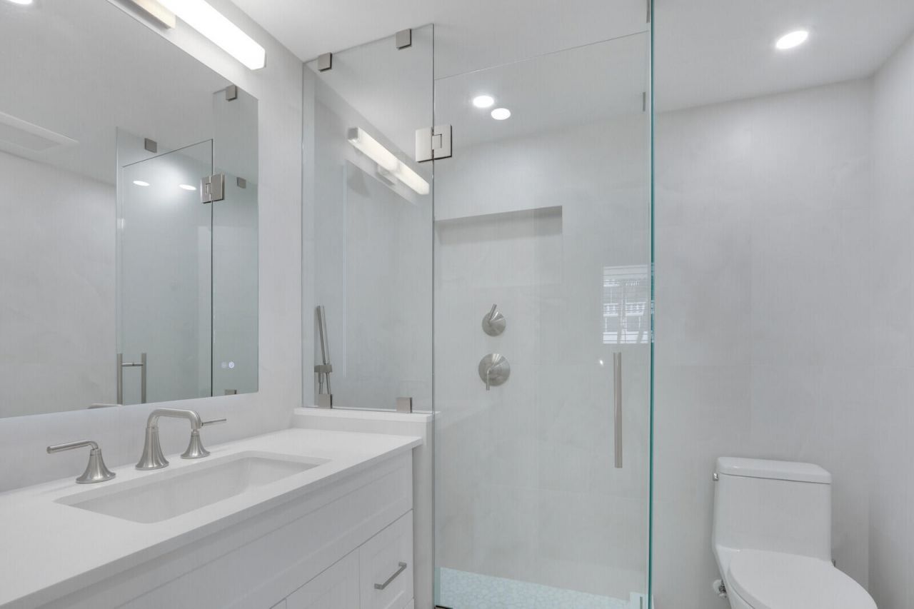 139 Sunrise Avenue, Unit 1090, Palm Beach, FL 33480 Photo